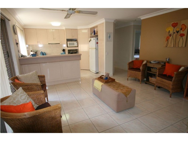 13 Oakleigh Cct, Robina QLD 4226