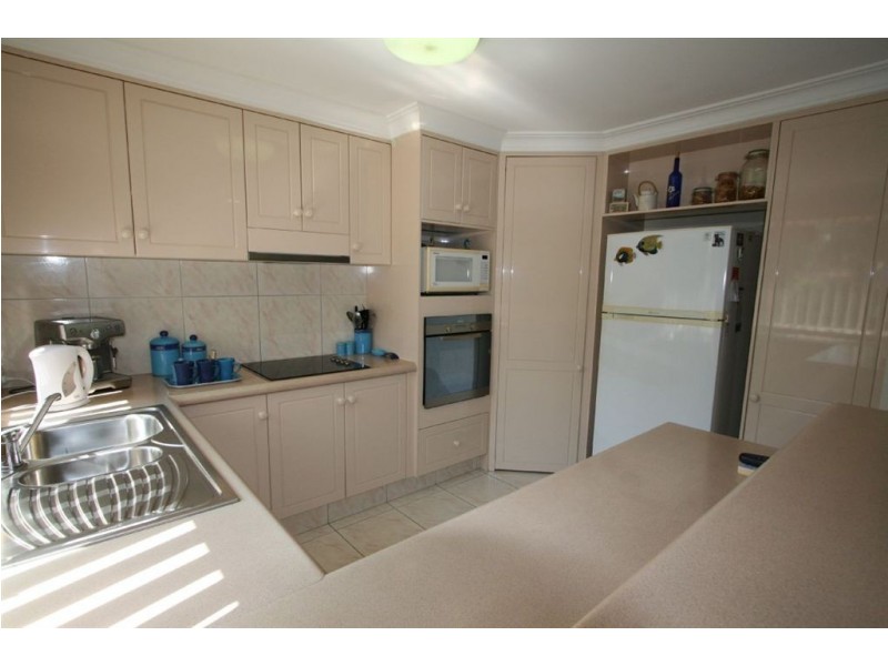 13 Oakleigh Cct, Robina QLD 4226