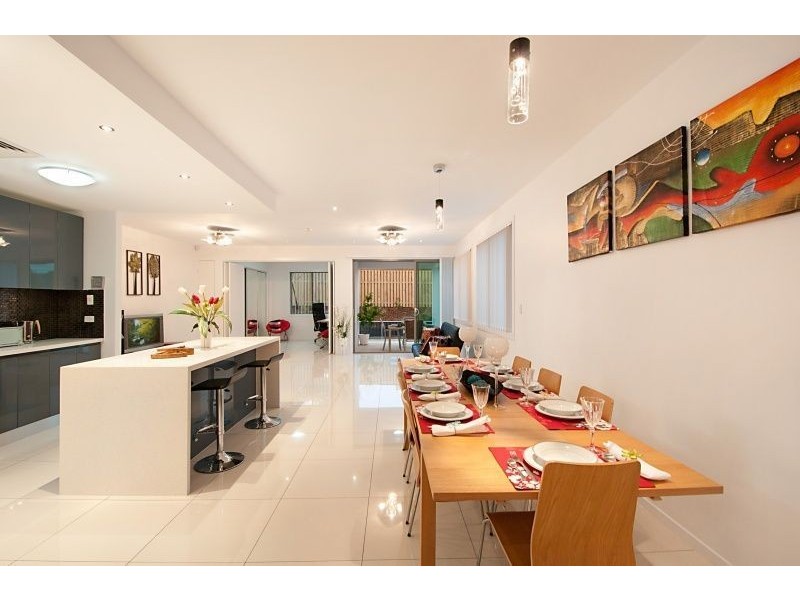 1 & 2/26 Heights Dr, Robina QLD 4226