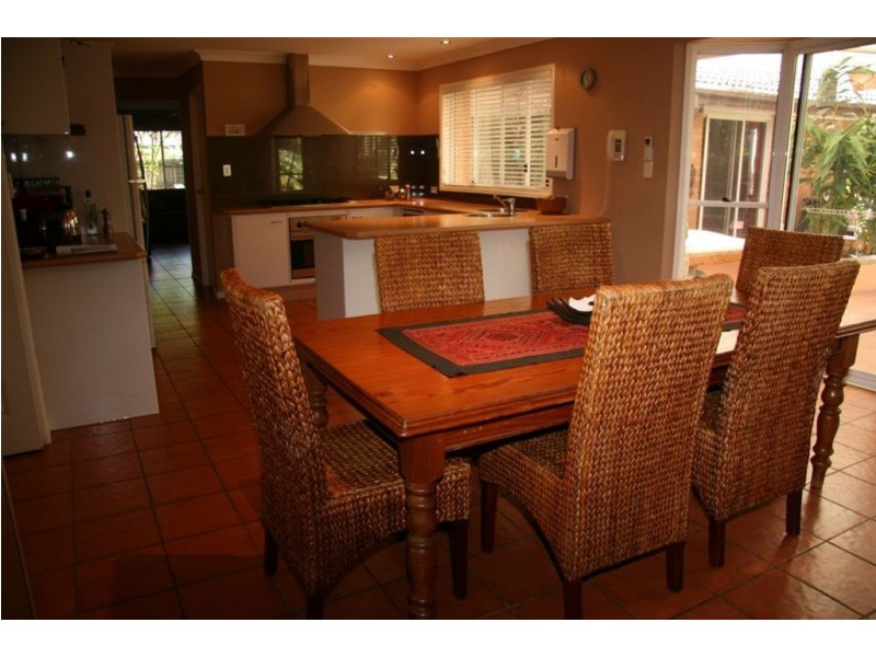 15 Strathmore Ct, Robina QLD 4226