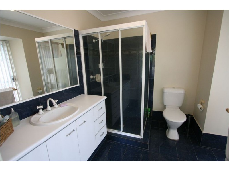 6 Bentleigh Ct, Robina QLD 4226