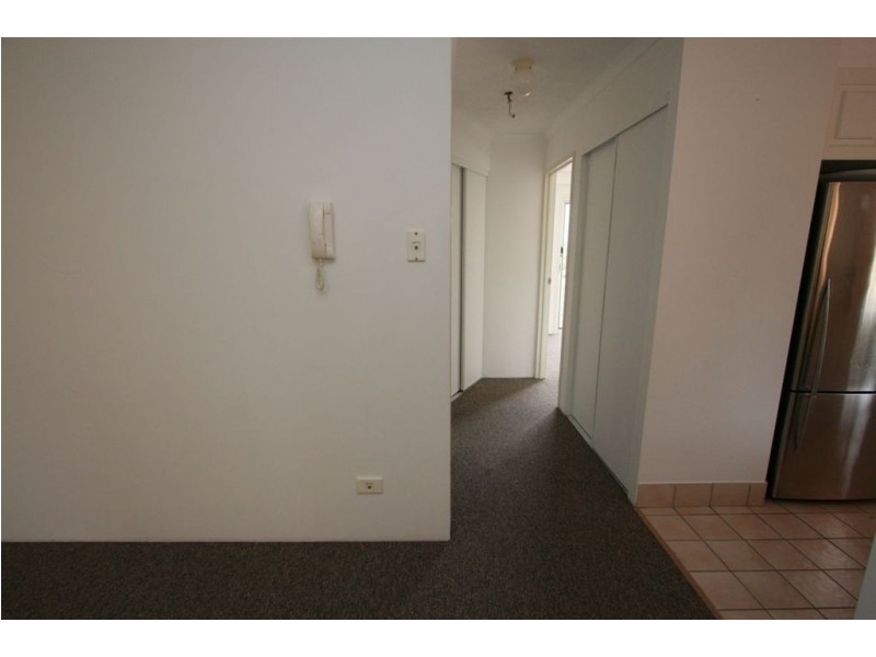 6/37 Mawarra St, Surfers Paradise QLD 4217