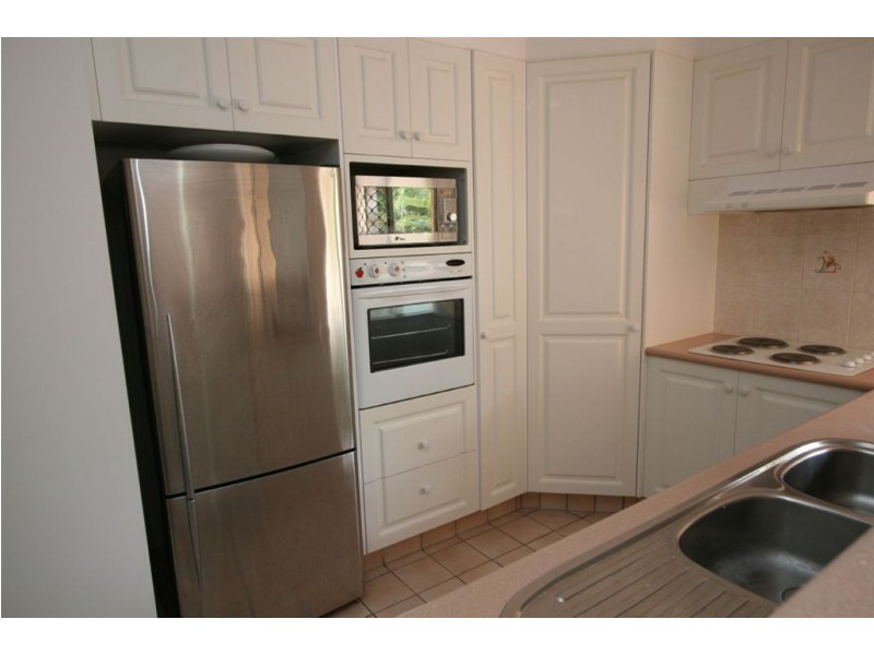 6/37 Mawarra St, Surfers Paradise QLD 4217