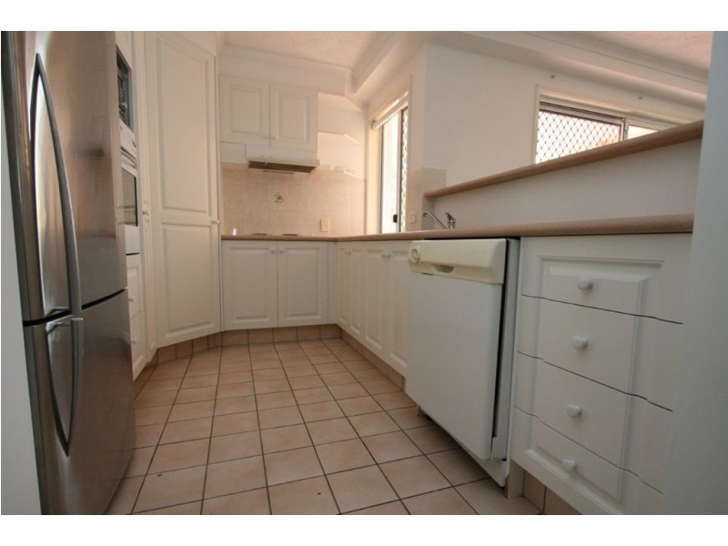 6/37 Mawarra St, Surfers Paradise QLD 4217