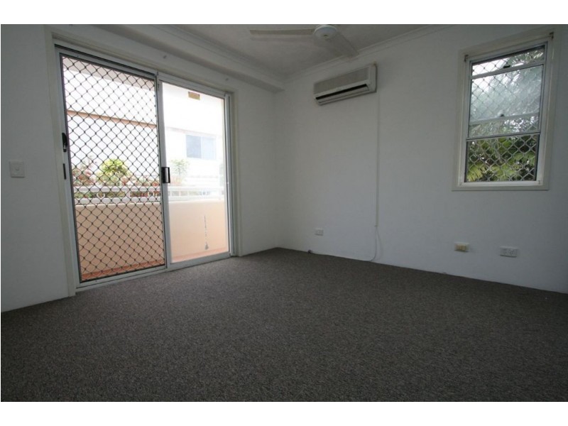 6/37 Mawarra St, Surfers Paradise QLD 4217