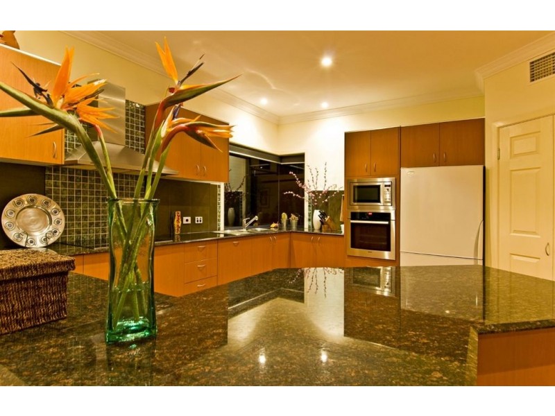 23 Corvus Way, Robina QLD 4226