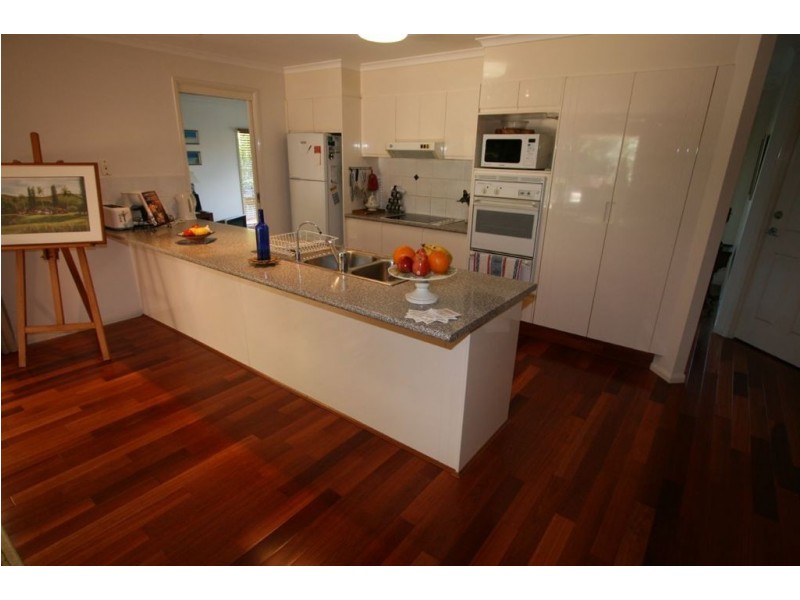 105 Camberwell Cct, Robina QLD 4226