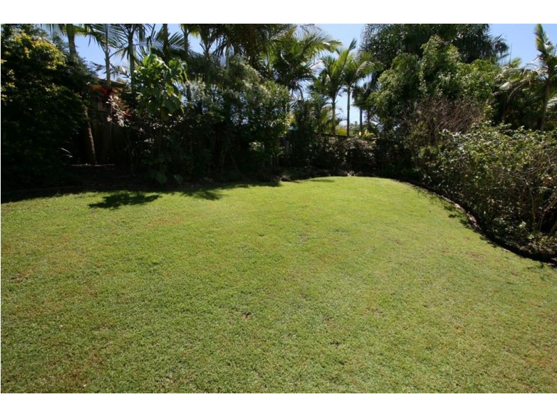 105 Camberwell Cct, Robina QLD 4226