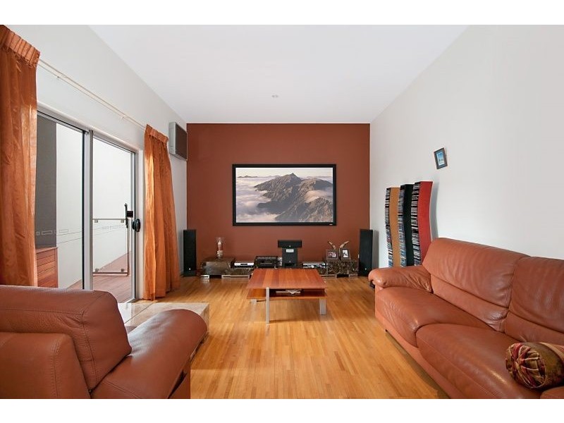 25 Corvus Way, Robina QLD 4226