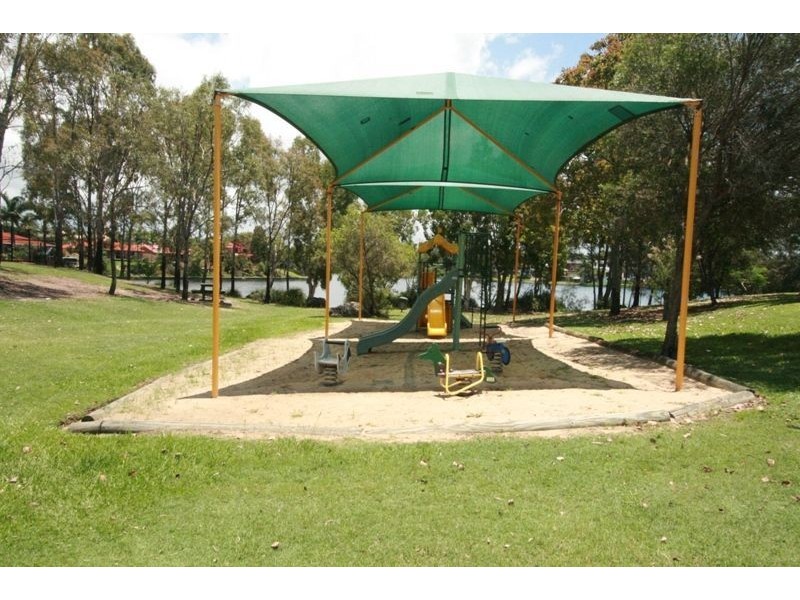 54 Newport Dr, Robina QLD 4226