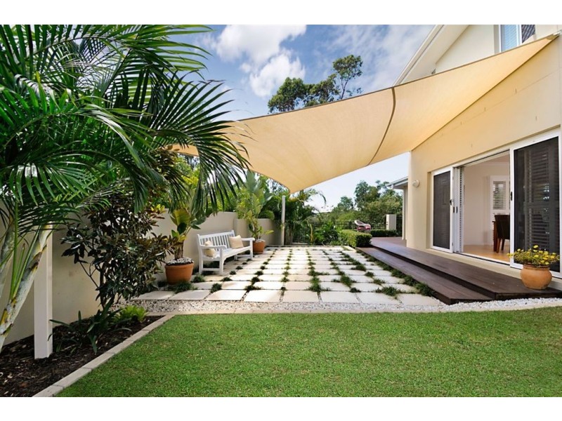 6 Rigel Ct, Robina QLD 4226