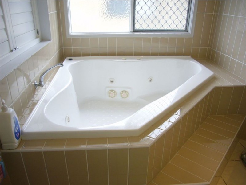 54 Lancewood Cct, Robina QLD 4226