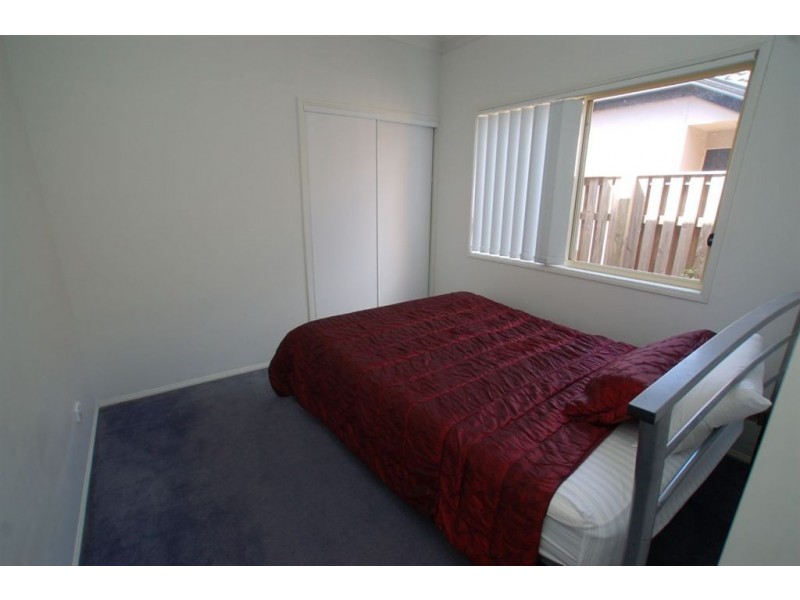 38 Mapleton Cct, Varsity Lakes QLD 4227