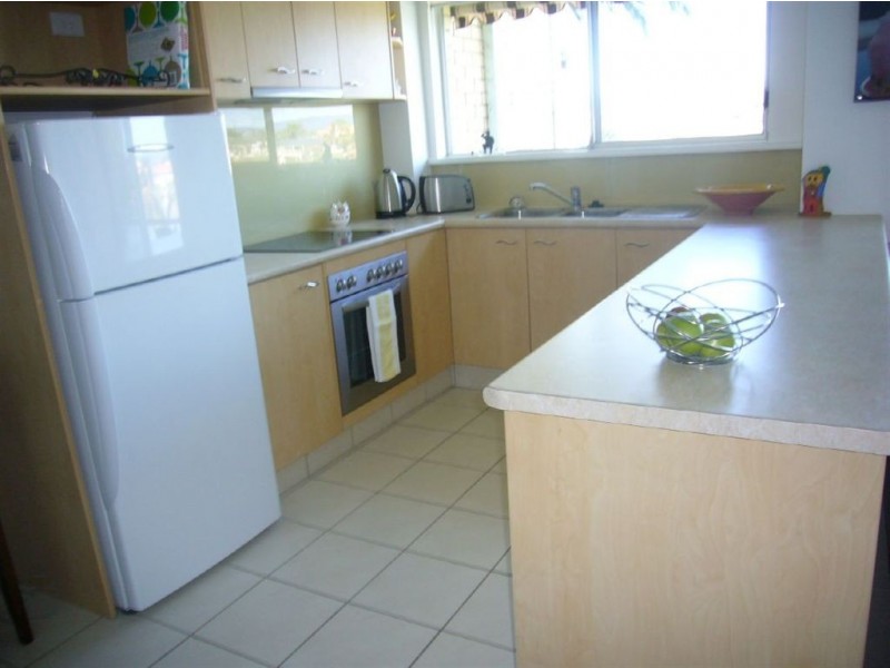 12/29 Duet Dr, Mermaid Waters QLD 4218