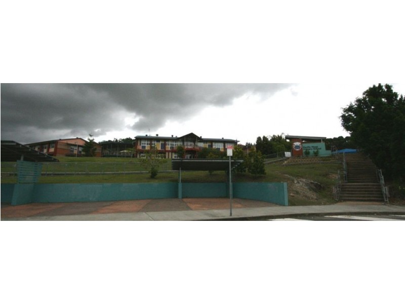 35 Codrington Cct, Pacific Pines QLD 4211