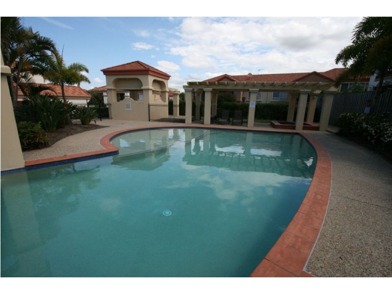 54/480 Christine Av, Robina QLD 4226