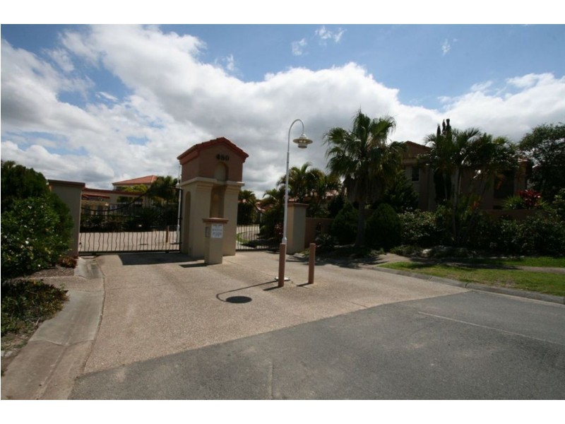 54/480 Christine Av, Robina QLD 4226