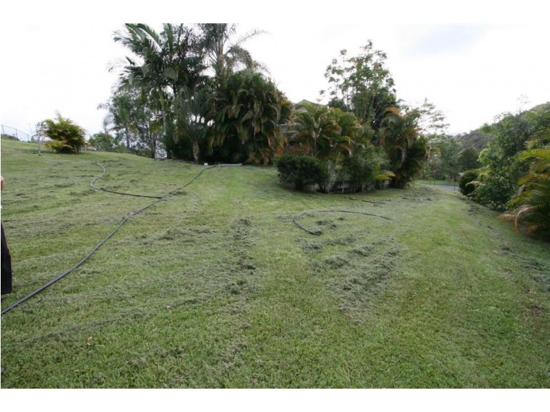 2 Milkbush St, Bonogin QLD 4213