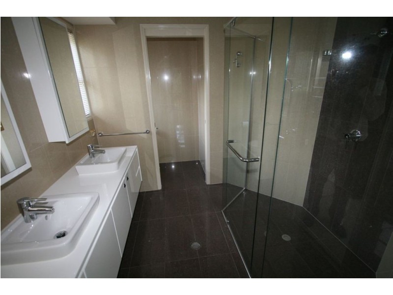 2 Milkbush St, Bonogin QLD 4213