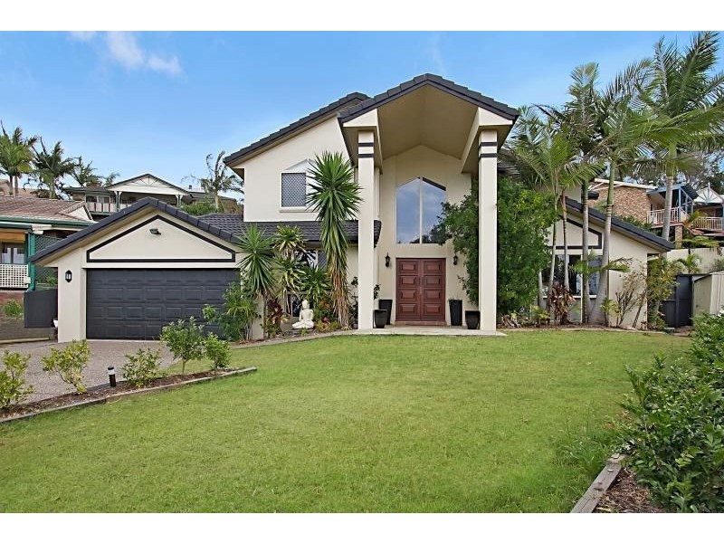 12 Pinehurst Pl, Robina QLD 4226