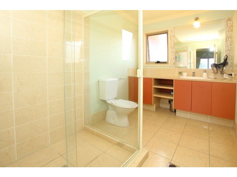 30/4 University Dr, Robina QLD 4226