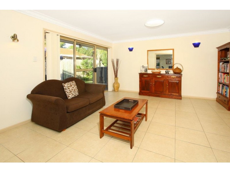 86 Glen Eagles Dr, Robina QLD 4226