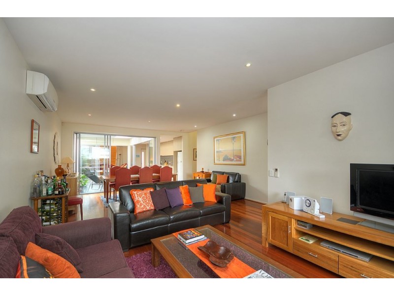 Varsity Lakes QLD 4227