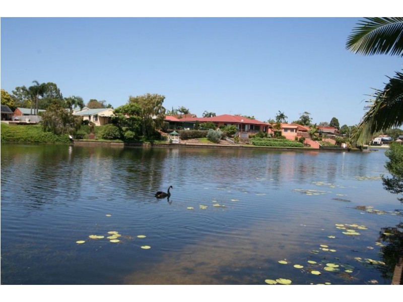 6 Narrabeen Court, Robina QLD 4226