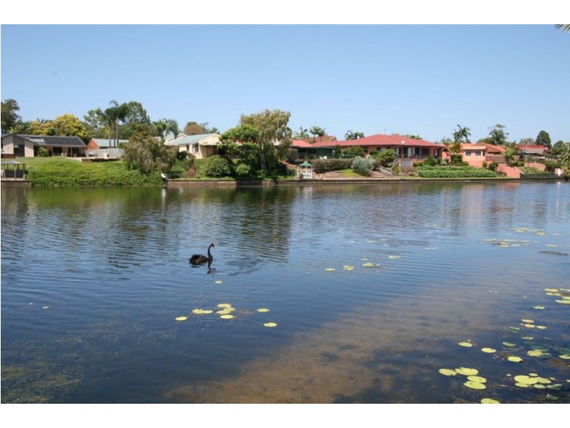 6 Narrabeen Court, Robina QLD 4226