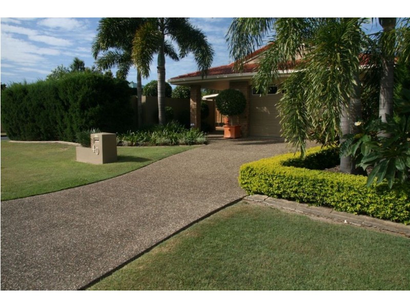 40 Cayman Drive, Clear Island Waters QLD 4226