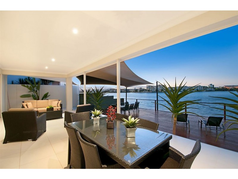 Varsity Lakes QLD 4227