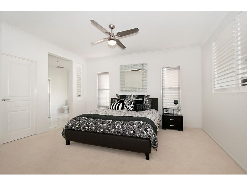 Varsity Lakes QLD 4227