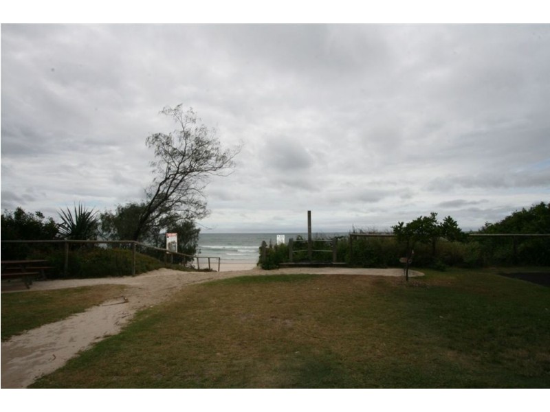 14/2 Cassowary Drive, Burleigh Waters QLD 4220