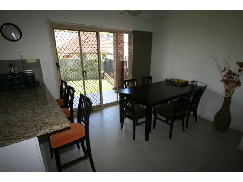 9 Beecroft Place, Robina QLD 4226