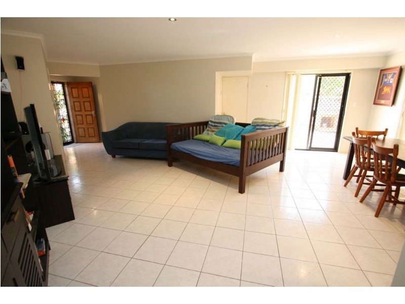 1/39 Pine Valley Drive, Varsity Lakes QLD 4227