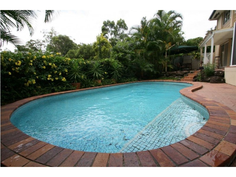 20 Banff Ct, Robina QLD 4226