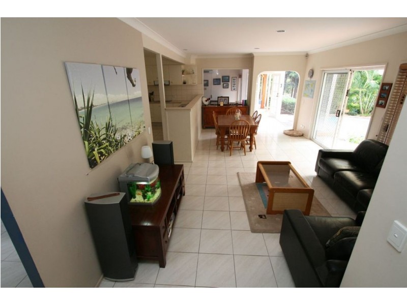 20 Banff Ct, Robina QLD 4226
