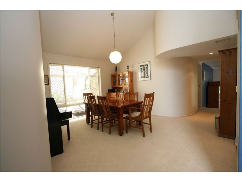 20 Banff Ct, Robina QLD 4226