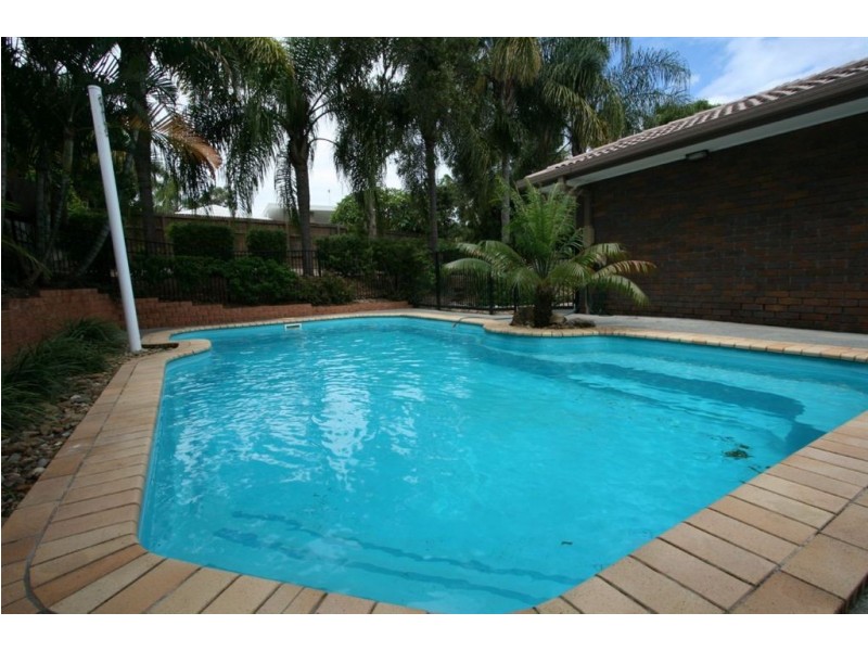 3 Huntingdale Crescent, Robina QLD 4226