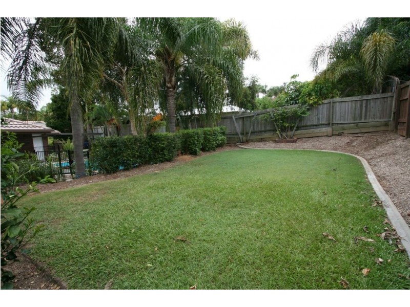 3 Huntingdale Crescent, Robina QLD 4226