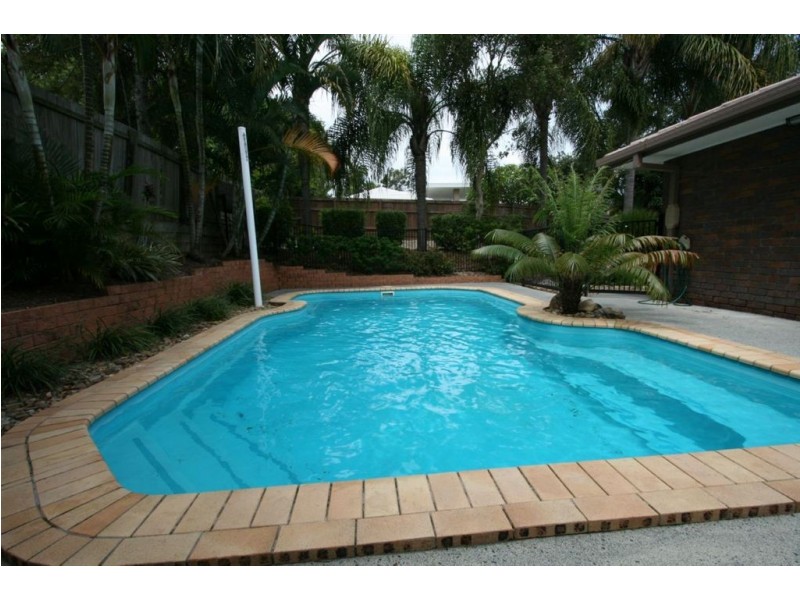 3 Huntingdale Crescent, Robina QLD 4226