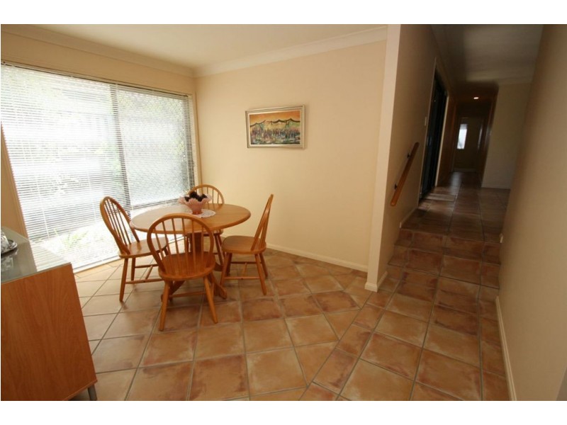 40 Pine Valley Drive, Varsity Lakes QLD 4227