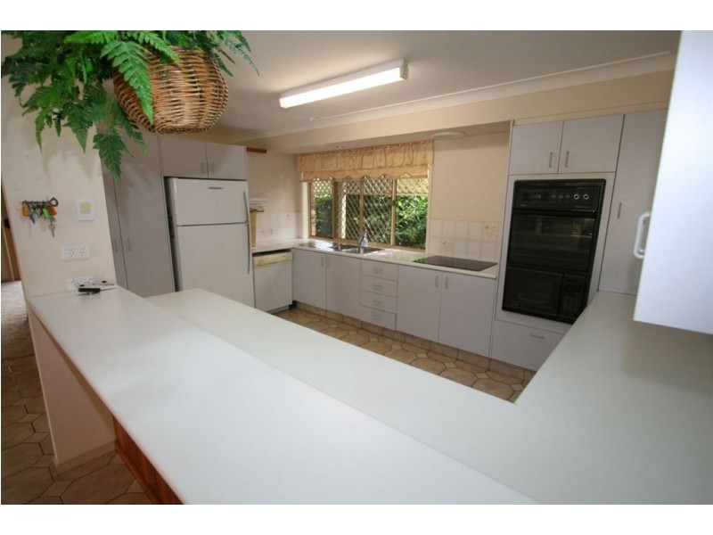23 Pinnacle Court, Robina QLD 4226