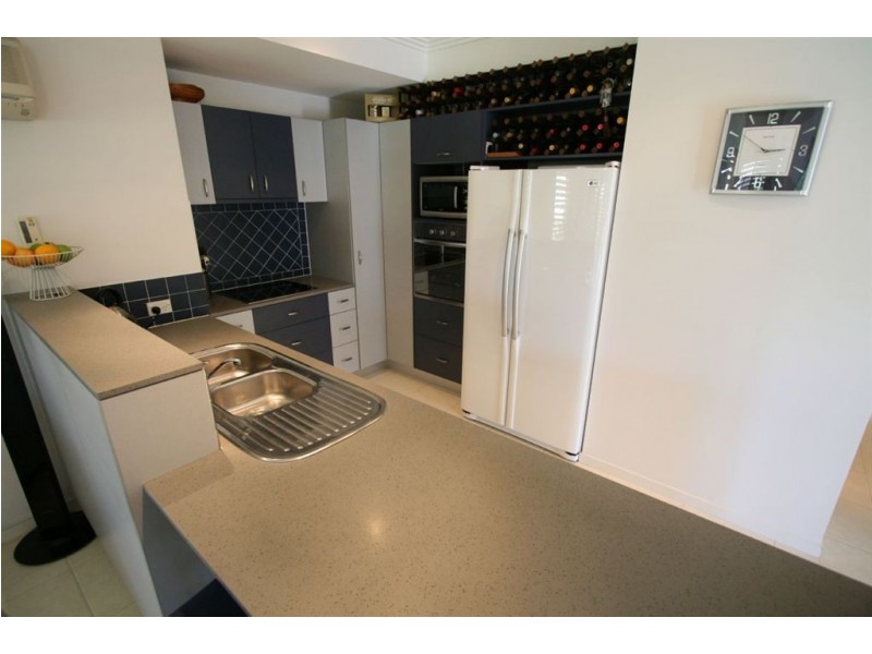 2 Scots Place, Robina QLD 4226