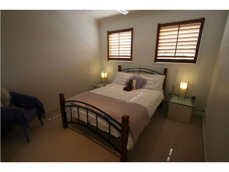 2 Scots Place, Robina QLD 4226