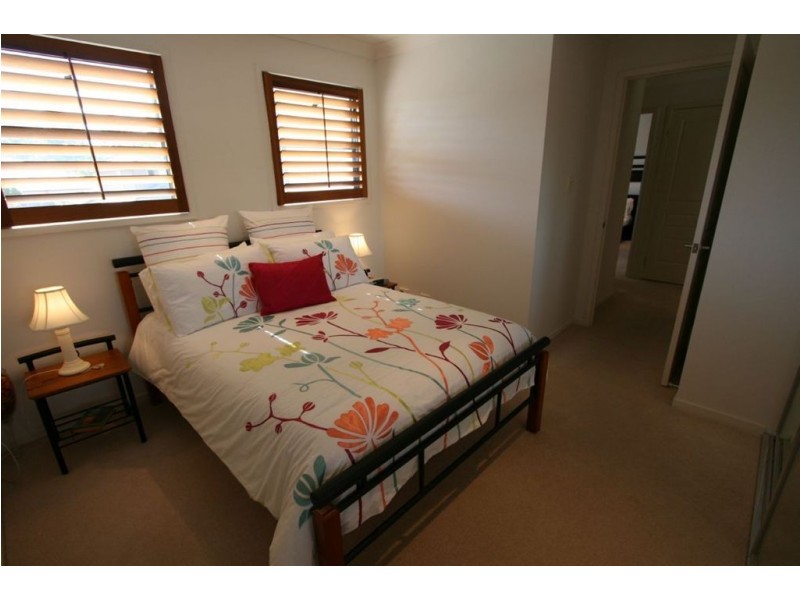 2 Scots Place, Robina QLD 4226