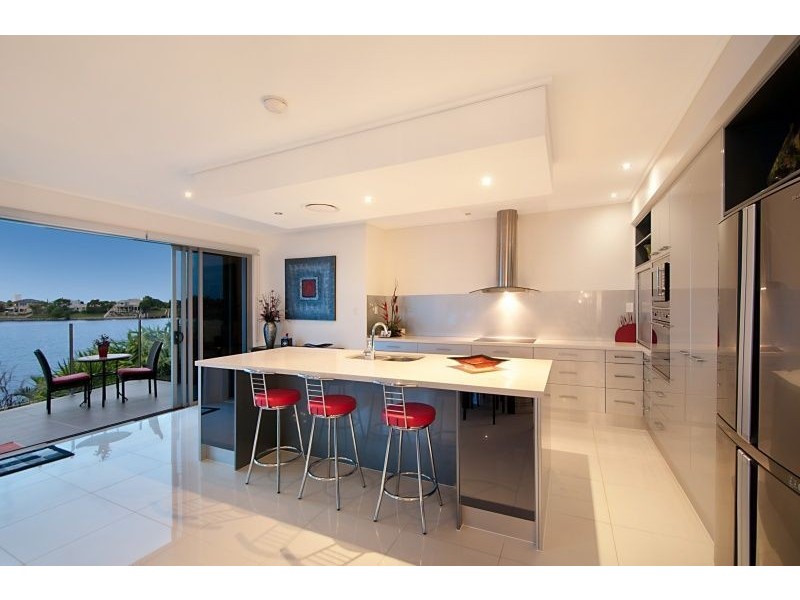 1 Washington Court, Varsity Lakes QLD 4227