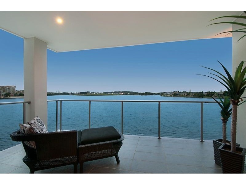 1 Washington Court, Varsity Lakes QLD 4227