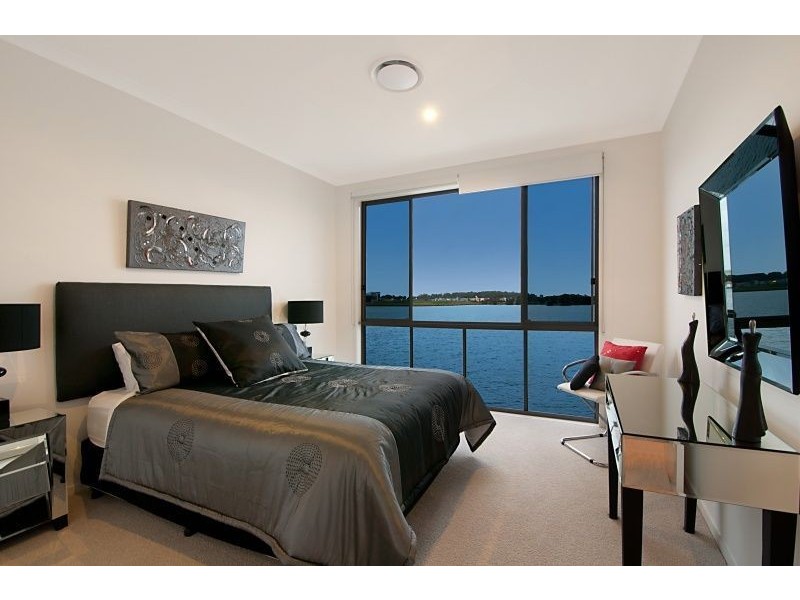 1 Washington Court, Varsity Lakes QLD 4227