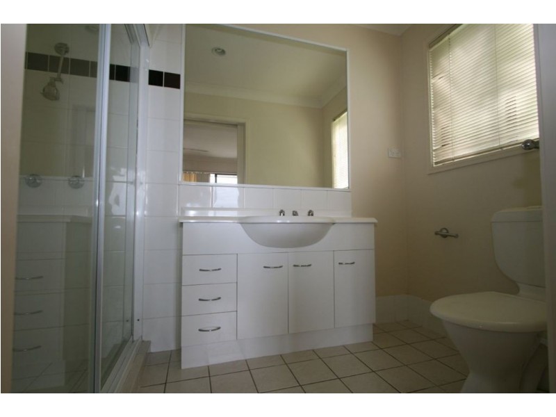 12/20 Paddington Drive, Carrara QLD 4211